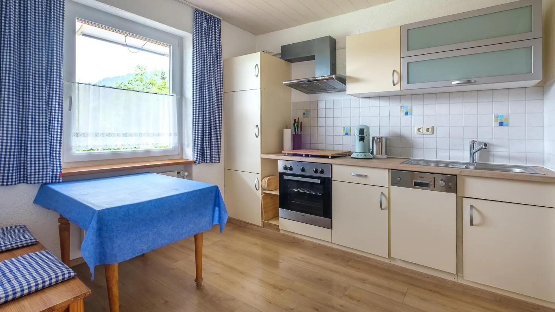 Apartment Alpenflora Ferienwohnungen Ofterschwang Germany